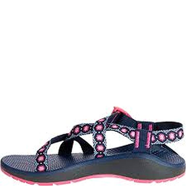 Chaco w zcloud marquise pink 1
